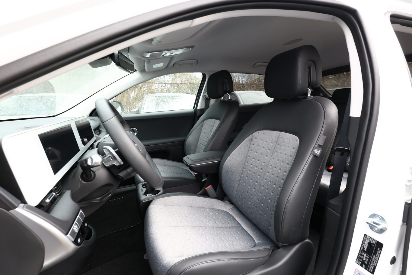 Hyundai IONIQ 5 Dynamiq 77,4kWh LED Nav eHk SHZ Privacy 107565848 5