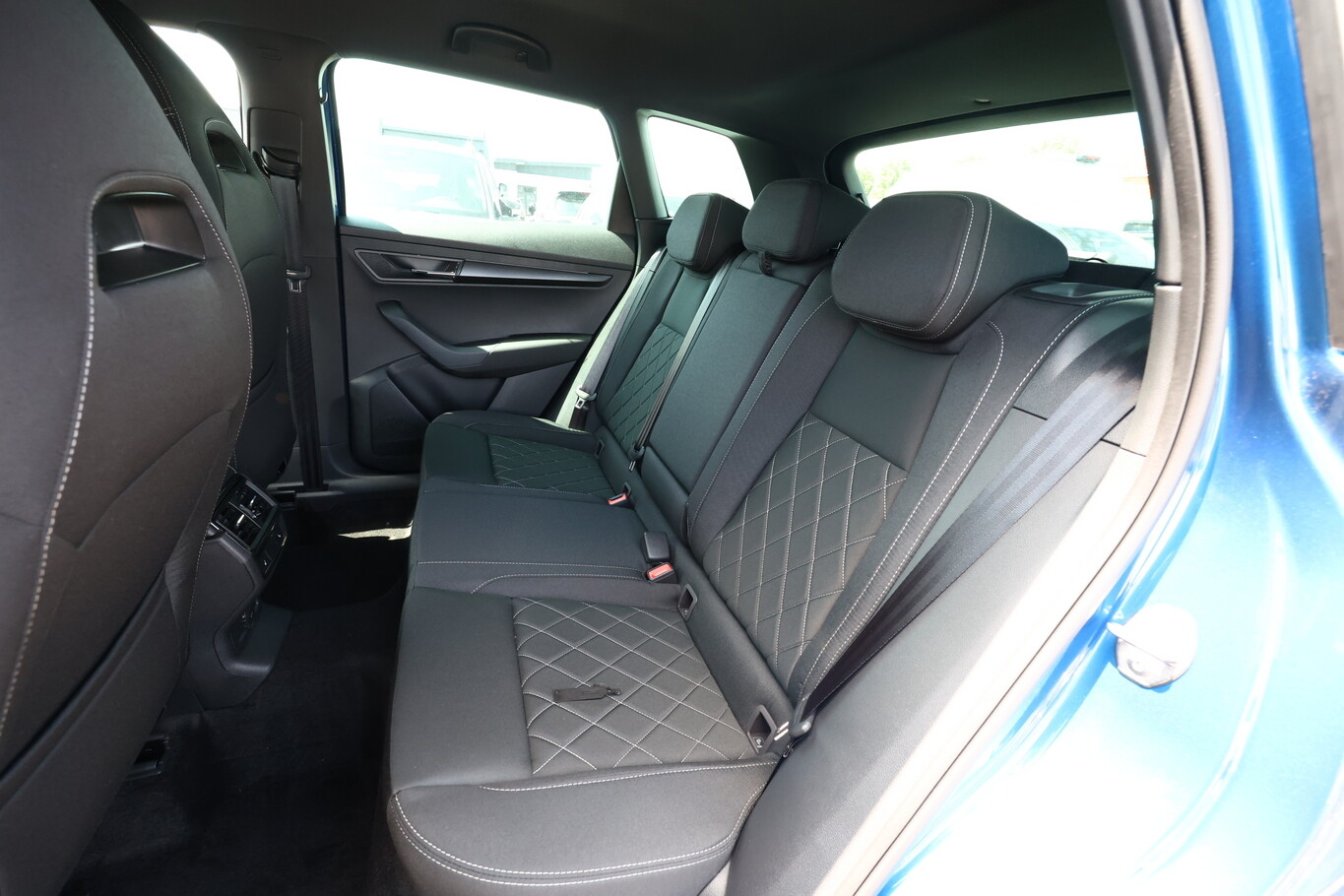 Skoda Karoq DSG 4x4 Sportl Matrix Nav 360&deg; Canton ACC 131016763 9