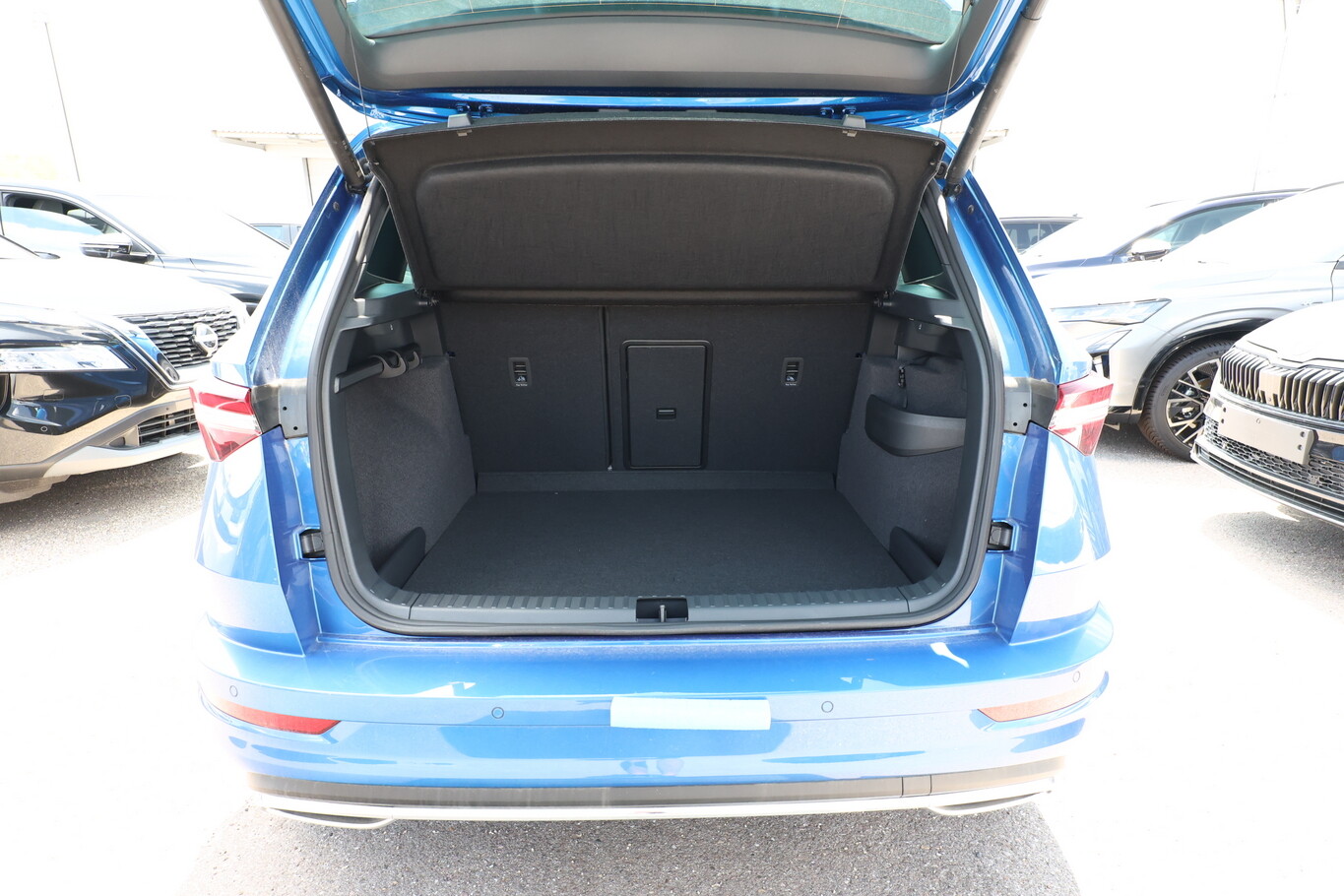Skoda Karoq DSG 4x4 Sportl Matrix Nav 360&deg; Canton ACC 131016763 10