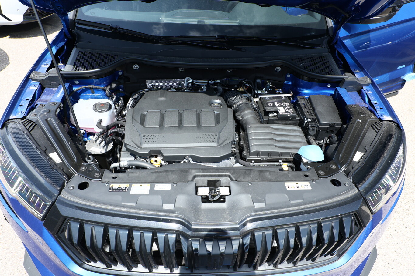 Skoda Karoq DSG 4x4 Sportl Matrix Nav 360&deg; Canton ACC 131016763 11