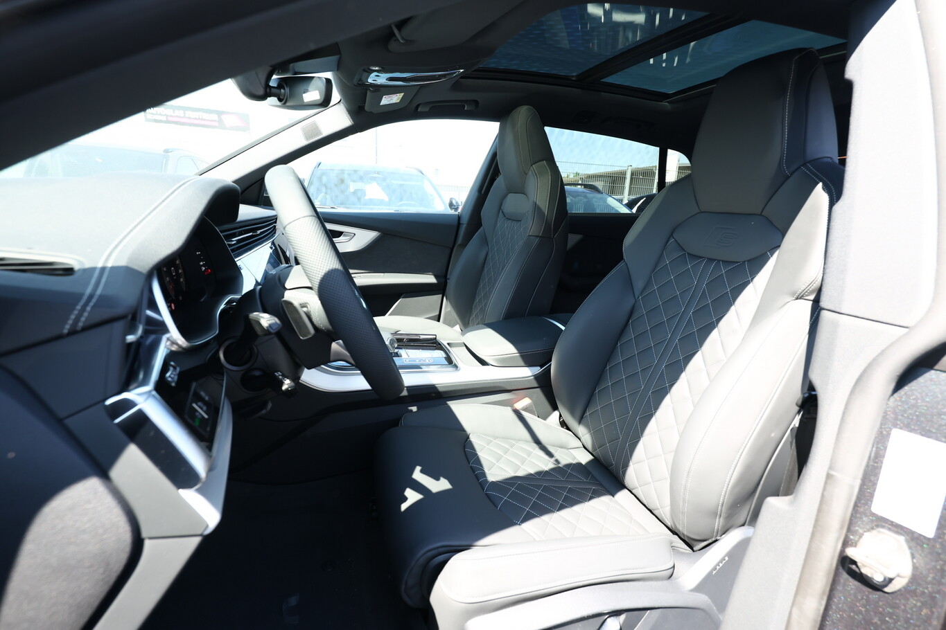 Audi Q8 2xS line AssistenzP+ 22Z Laser Pano HUD Klim4 133106899 5