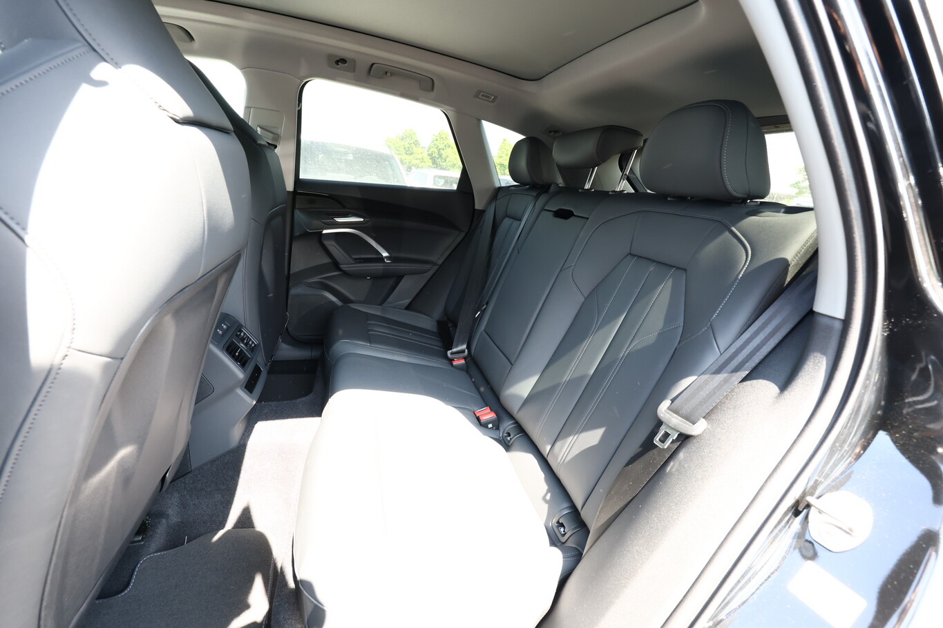 Audi Q5 TDI 204 S line Tech Pano PrivG VirCo+ eHK 19Z 142538457 9