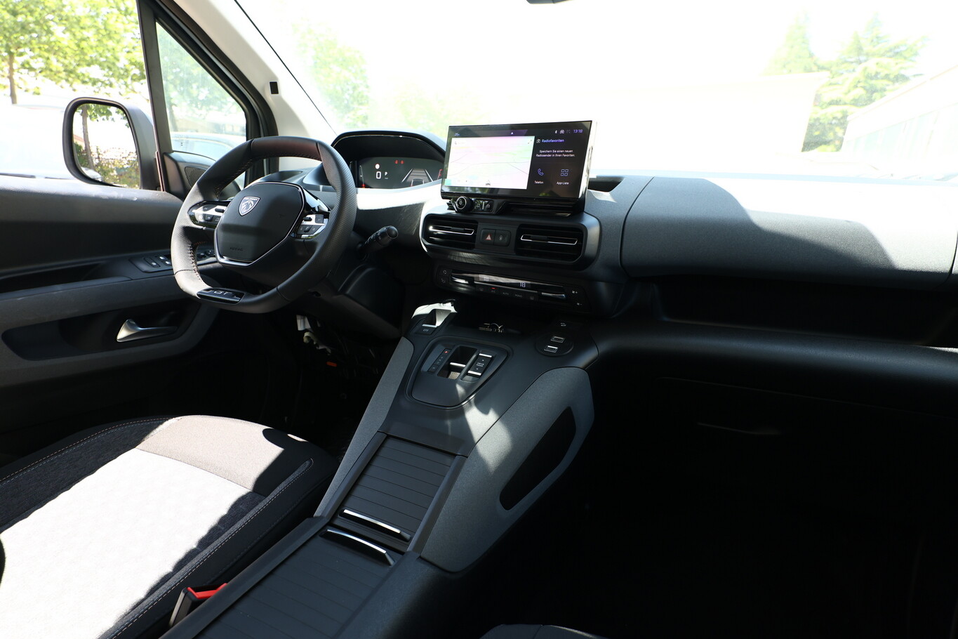 Peugeot Rifter M1 AT GT Pano Keyl Nav Kam 2xPDC ACC TotW 146169435 8