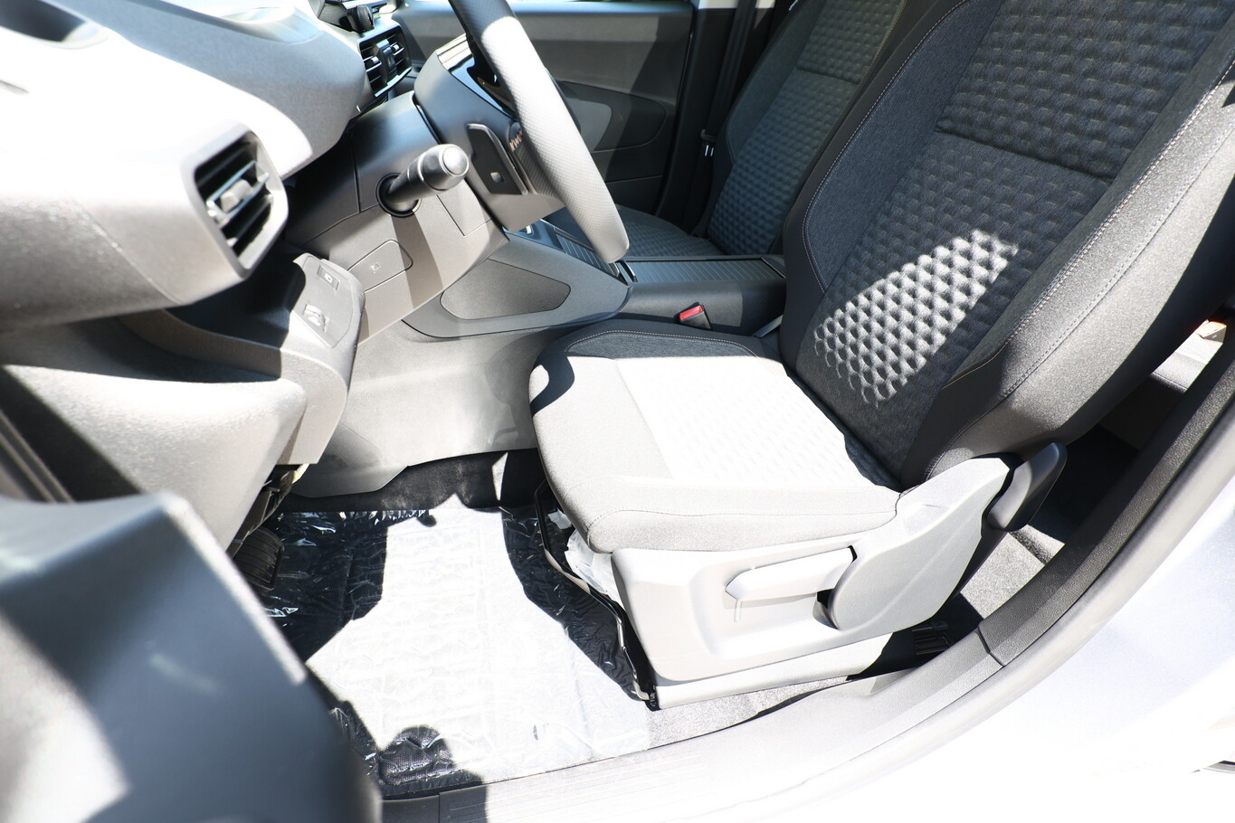 Peugeot Rifter M1 AT GT Pano Keyl Nav Kam 2xPDC ACC TotW 146169435 12