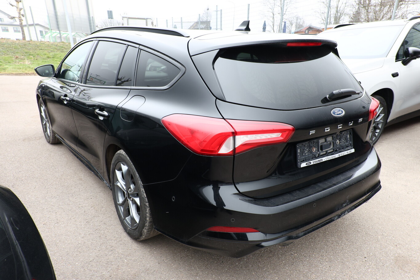 Ford Focus 2.0 EcoBlue 150 ST-Line LED eHk KeyL Kam  149276508 3