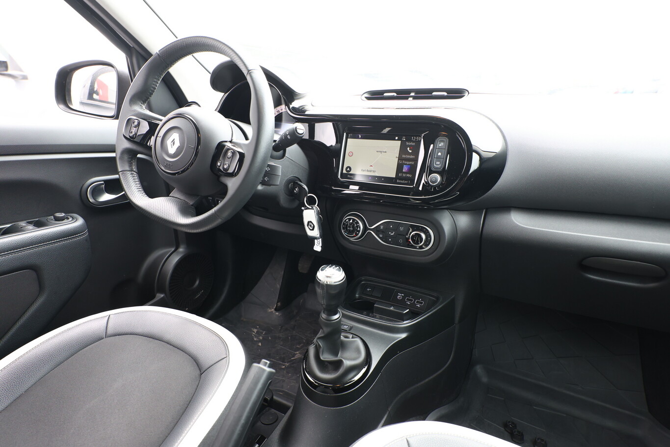 Renault Twingo SCe 65 Urban Night Nav PDC Kam Temp LM16Z 149386768 8