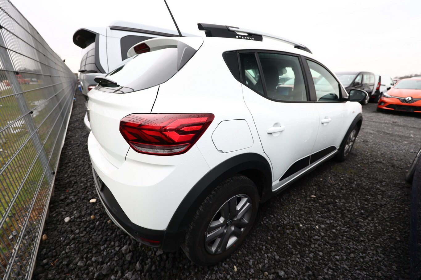 Dacia Sandero Stepway III TCe 90 CVT Comfort Nav Kam 150119207 2