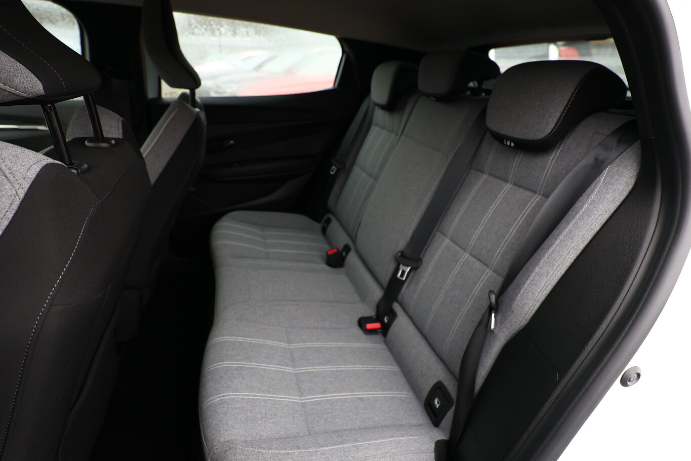 Renault Megane E-Tech EV60 220 Equilibre OptiCharge SHZ 150119743 9