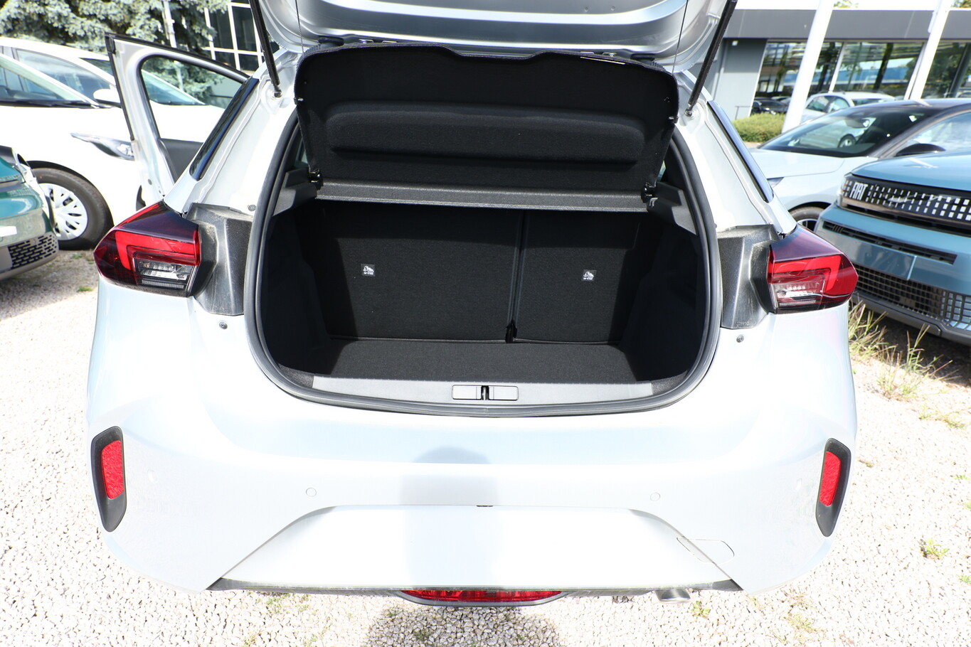 Opel Corsa GS Kam PDC vo/hi AppC Totw LM16Z 10