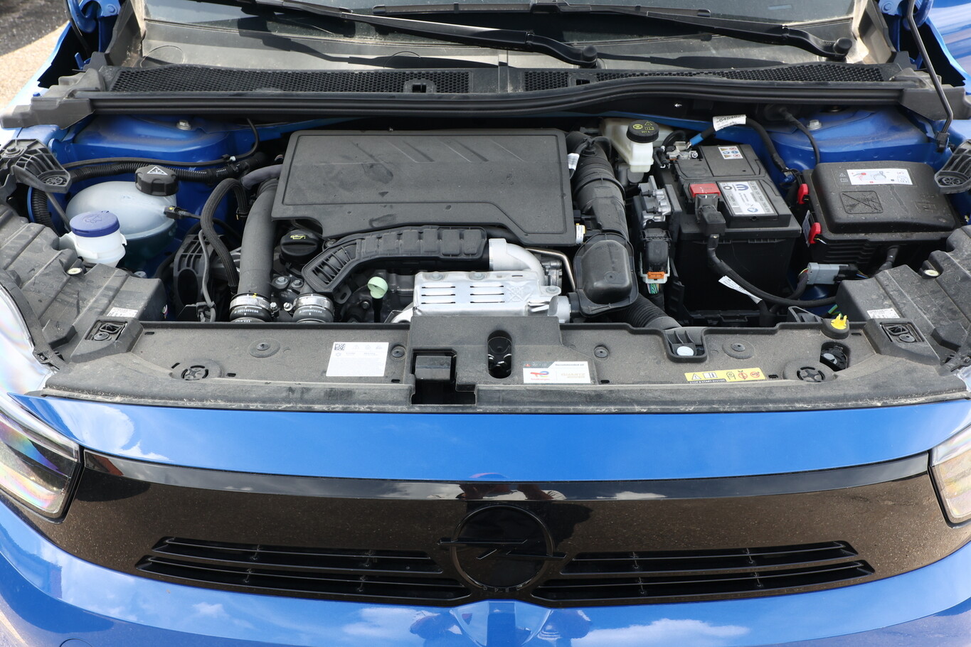 Opel Corsa GS Kam PDC vo/hi AppC Totw LM16Z 10