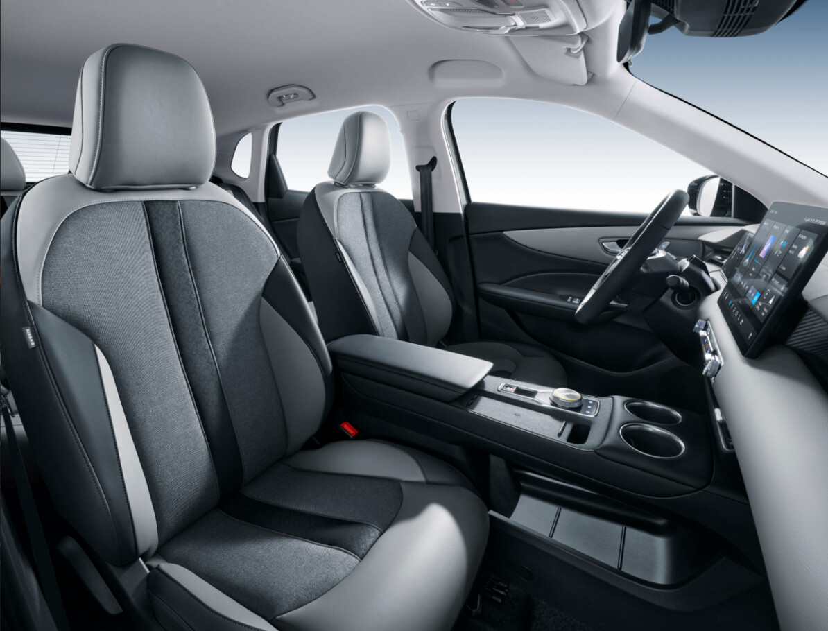 MG S5 EV 64kWh Luxury ACC Kam360 Nav SHZ TotW 18Z 152389824 1