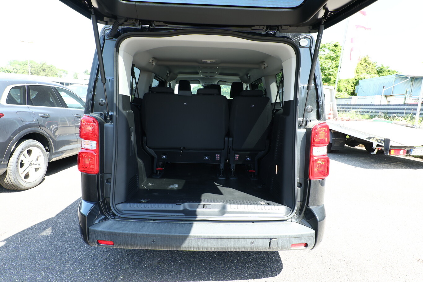 Citro&euml;n Spacetourer PLUS XL 9S KlimaP LED CarP PDC PrivG 154290424 10