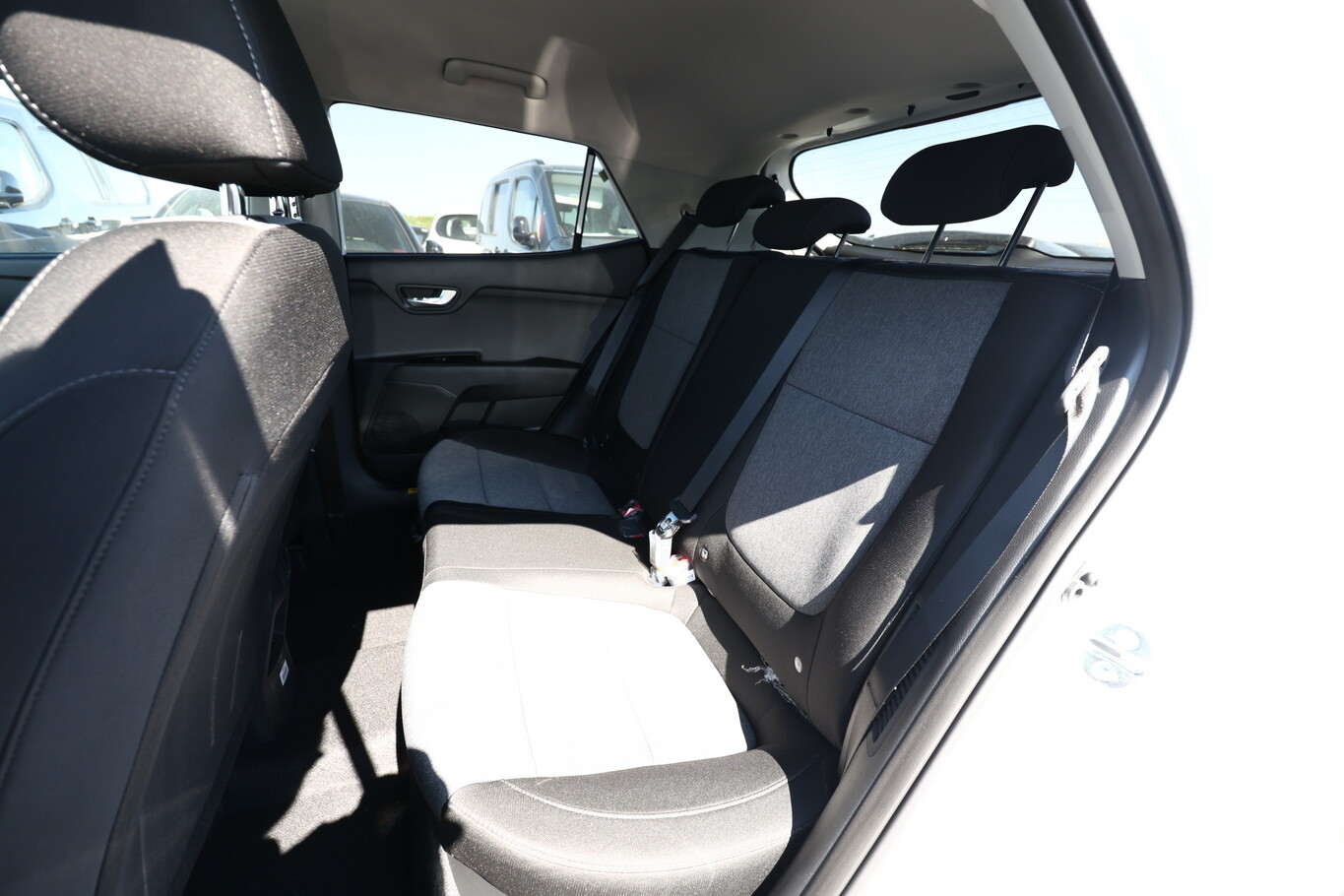 Kia Stonic AT MHEV SHZ LED PrivG Nav Kam 2xPDC LHZ 165652738 9