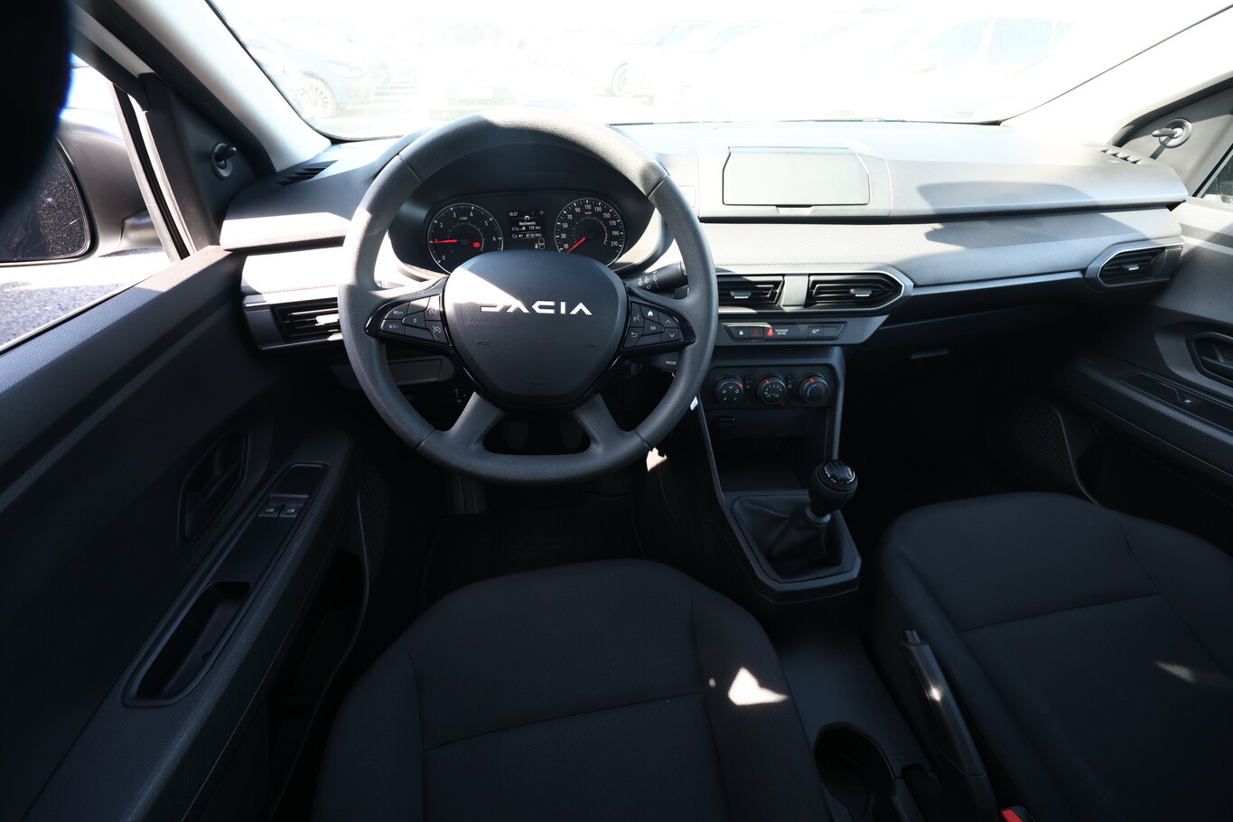 Dacia Sandero III 1.0 SCe 65 Essential Klma Tempomat  167453571 6