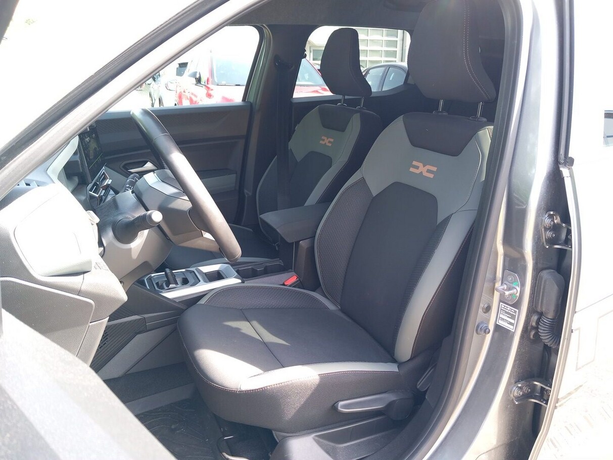Dacia Duster E-Tech Extreme Nav 360&deg; SHZ 18Z Temp Keyl 170549173 9