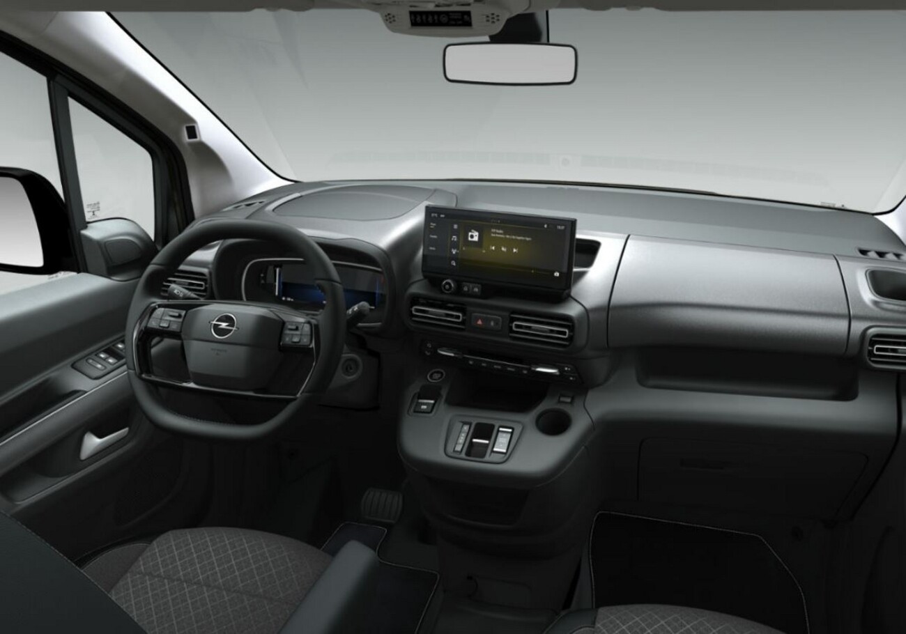 Opel Combo XL AT8 GS 7-S Connect+P Nav 2xPDC Keyl 17