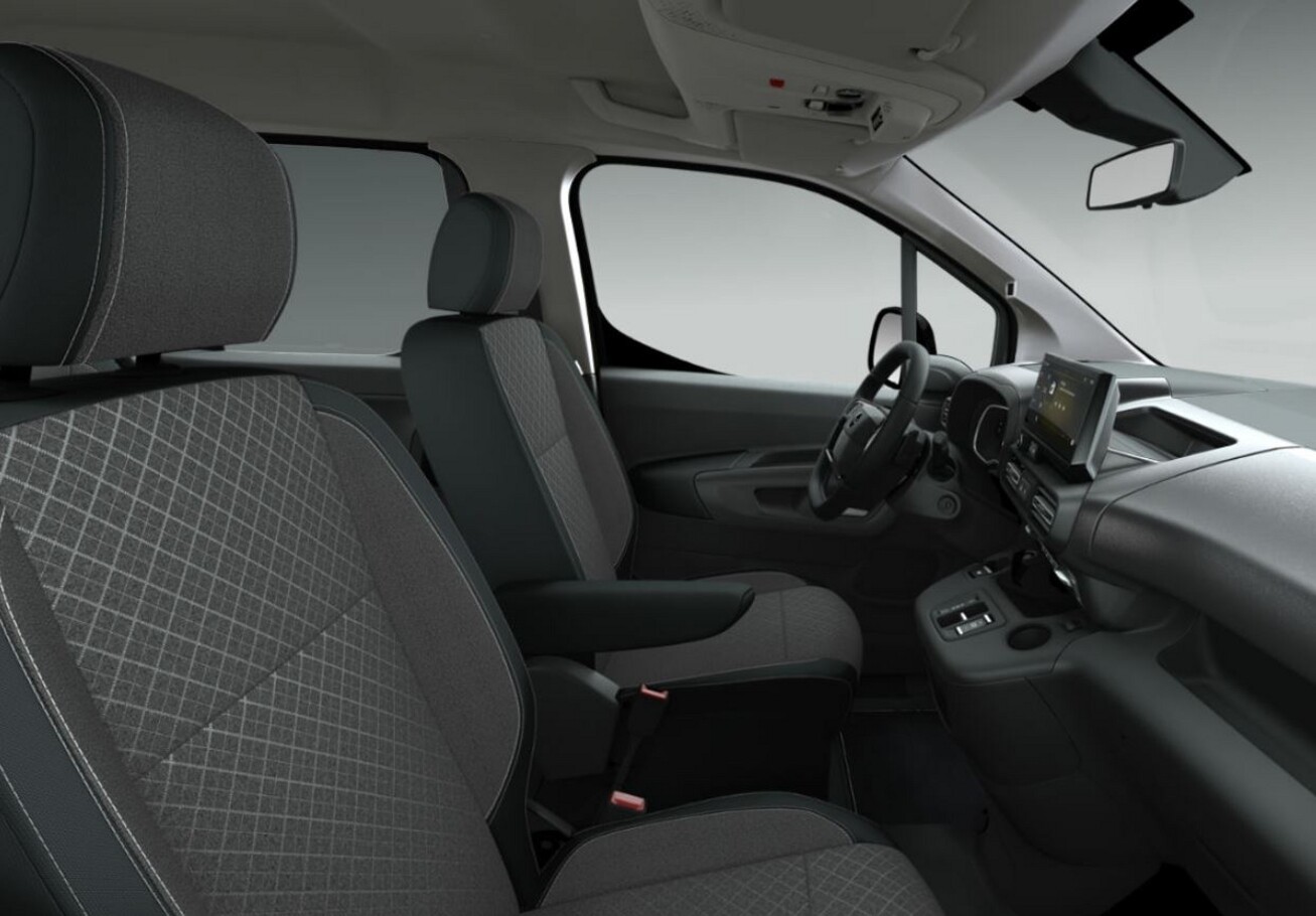 Opel Combo XL AT8 GS 7-S Connect+P Nav 2xPDC Keyl 17