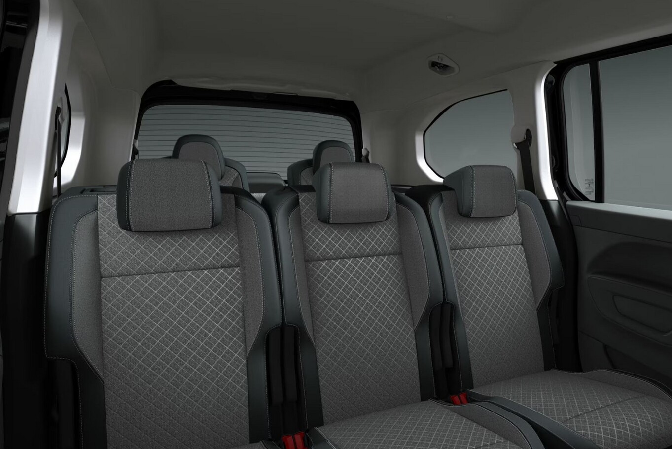 Opel Combo XL AT8 GS 7-S Connect+P Nav 2xPDC Keyl 17