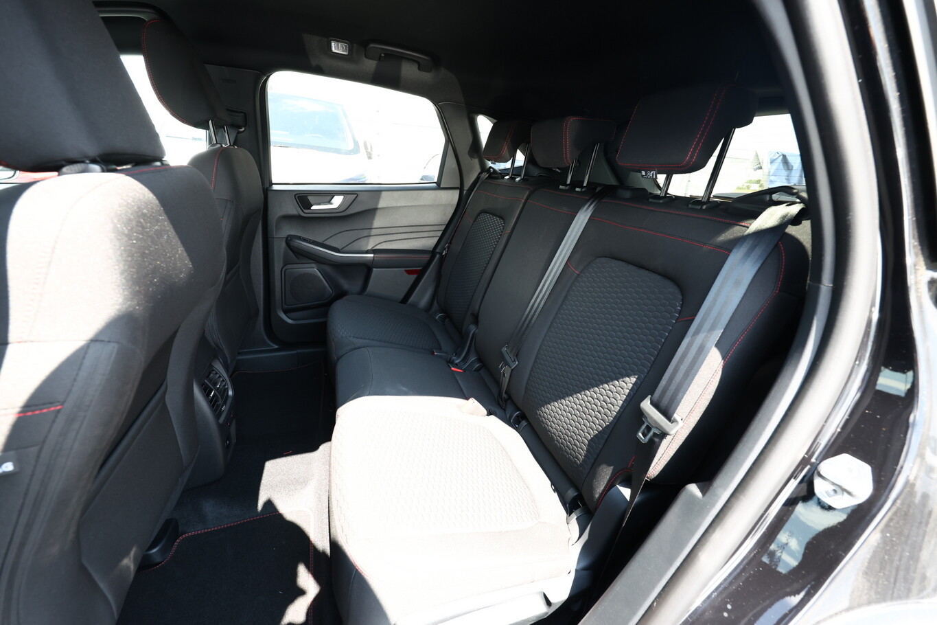Ford Kuga FHEV ST-Line WinterP Nav LED Kam PDC 5J-Gar 171863587 9