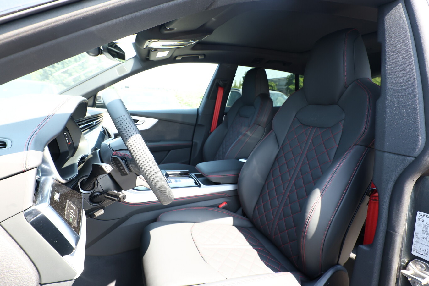 Audi Q8 2xS line AssistenzP+ 22Z Laser Pano B&O PrivG 171864224 5
