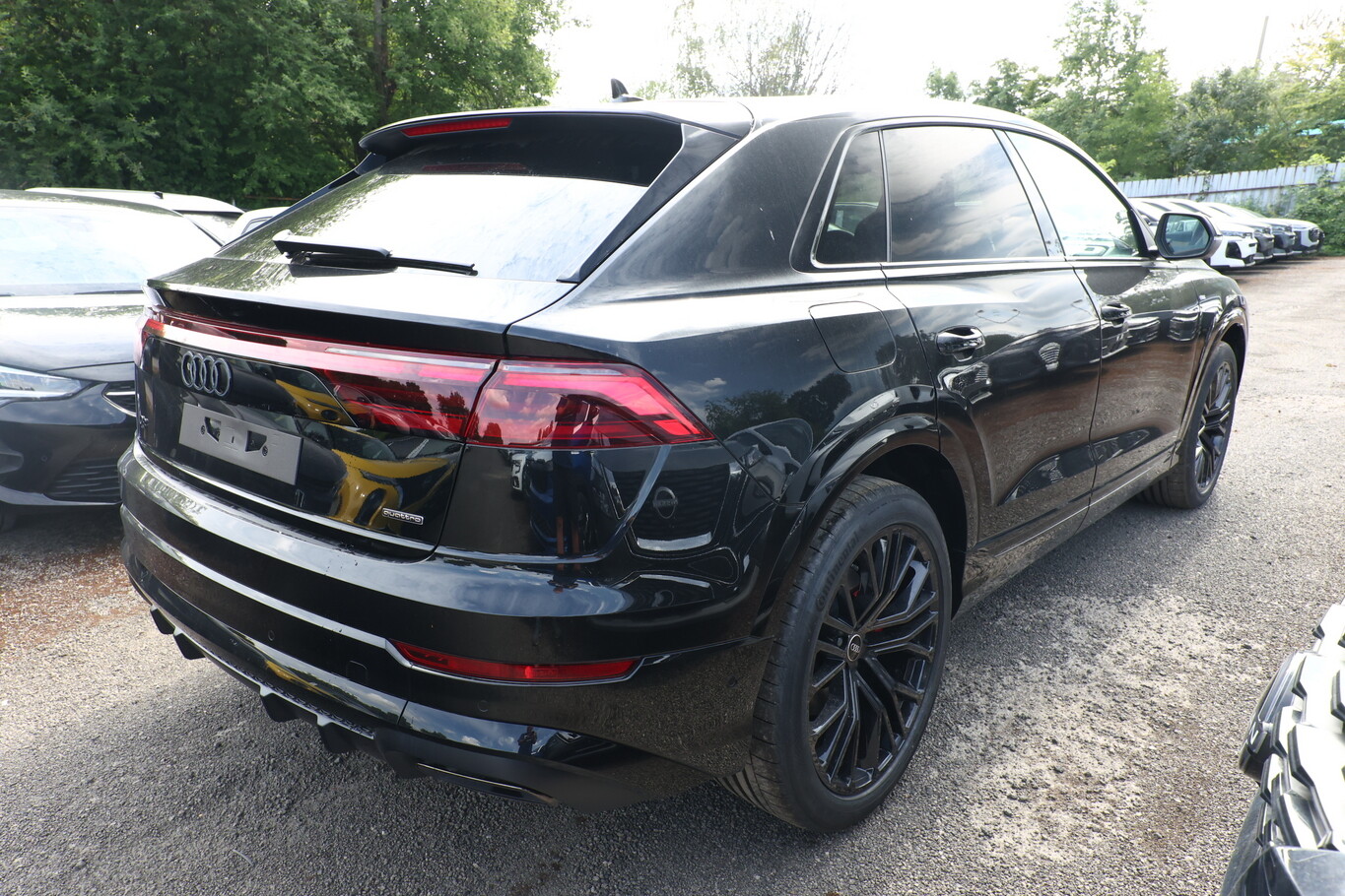 Audi Q8 2xS line AssistenzP+ 22Z Laser Pano B&O AHK 171864236 2