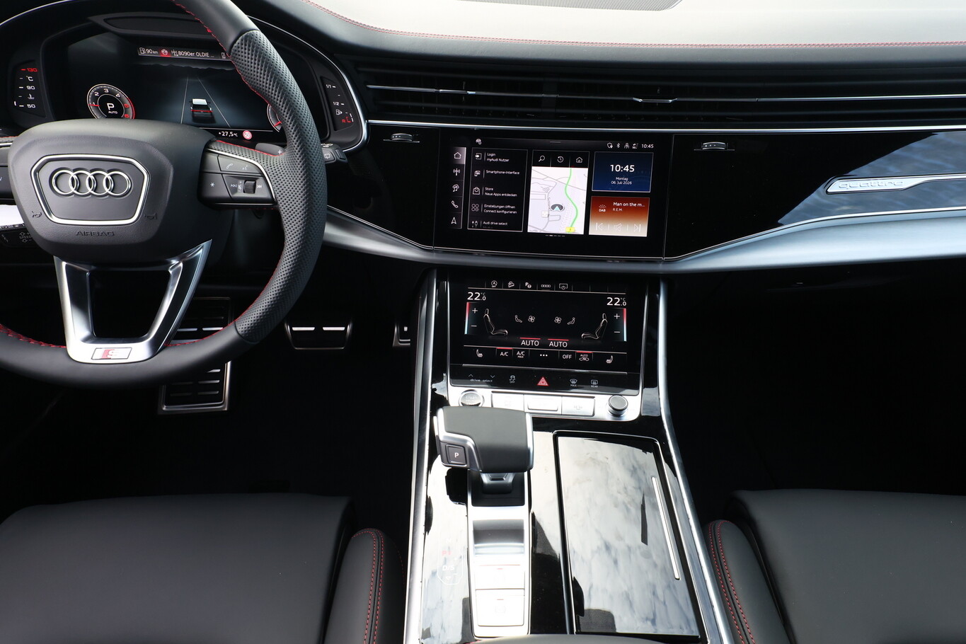 Audi Q8 2xS line AssistenzP+ 22Z Laser Pano B&O AHK 171864236 7
