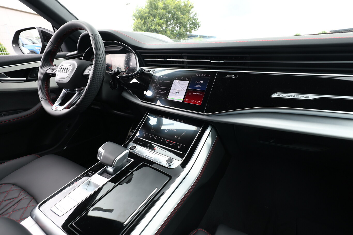 Audi Q8 2xS line AssistenzP+ 22Z Laser Pano HUD Klim4 171864274 8