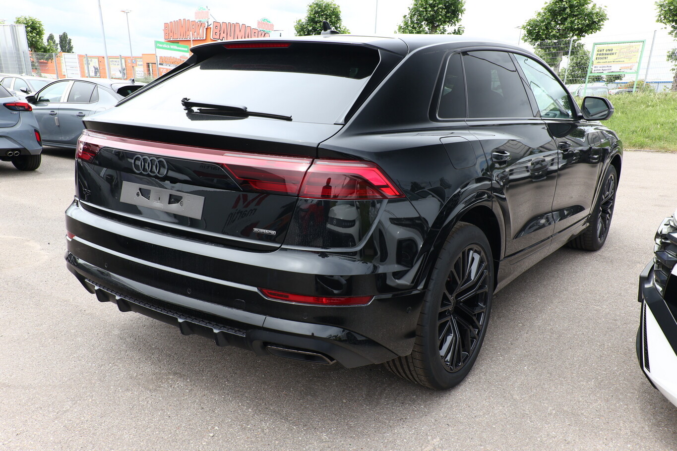 Audi Q8 2xS line AssistenzP+ 22Z Laser HUD AHK Klim4 171864288 2