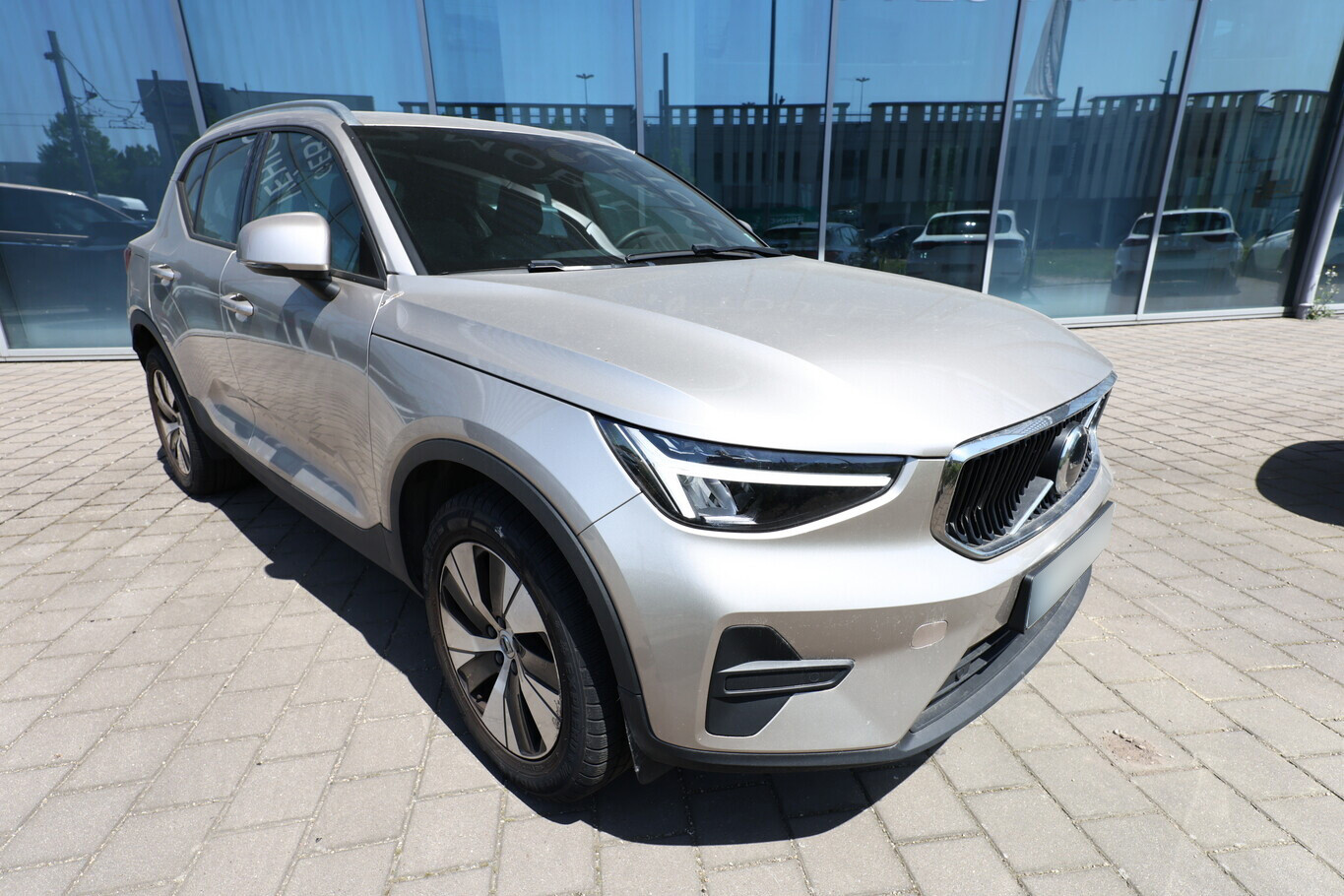 Volvo XC 40 T2 Geartronic Core LED Nav PDC Kam Temp 173832559 1