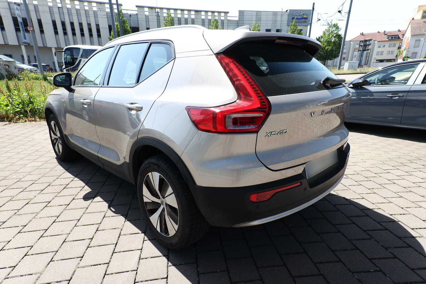 Volvo XC 40 T2 Geartronic Core LED Nav PDC Kam Temp 173832559 3
