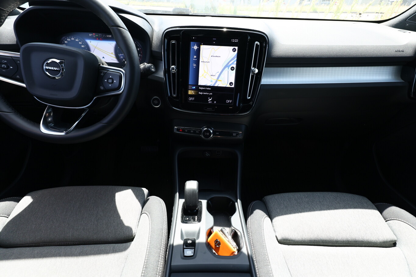 Volvo XC 40 T2 Geartronic Core LED Nav PDC Kam Temp 173832559 7