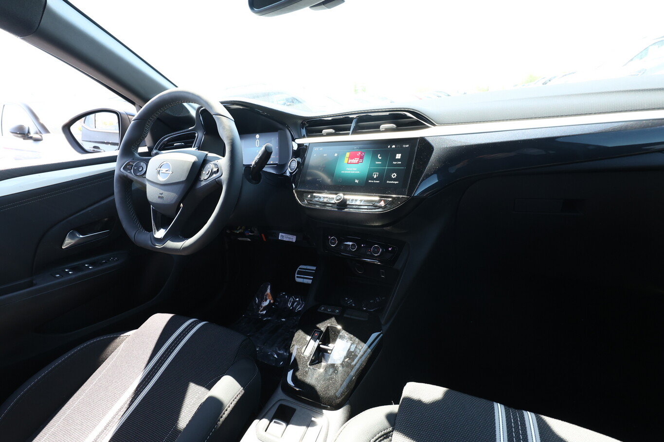Opel Corsa Hybrid 145 Ultimate IntelliLux NaviP PrivG 174997436 8