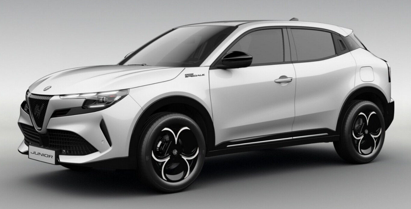 Alfa Romeo Junior Ibrida Q4 Sport Speciale TechP 18