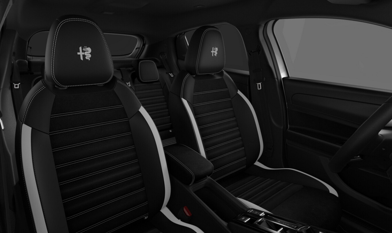 Alfa Romeo Junior Ibrida Q4 Sport Speciale TechP 18