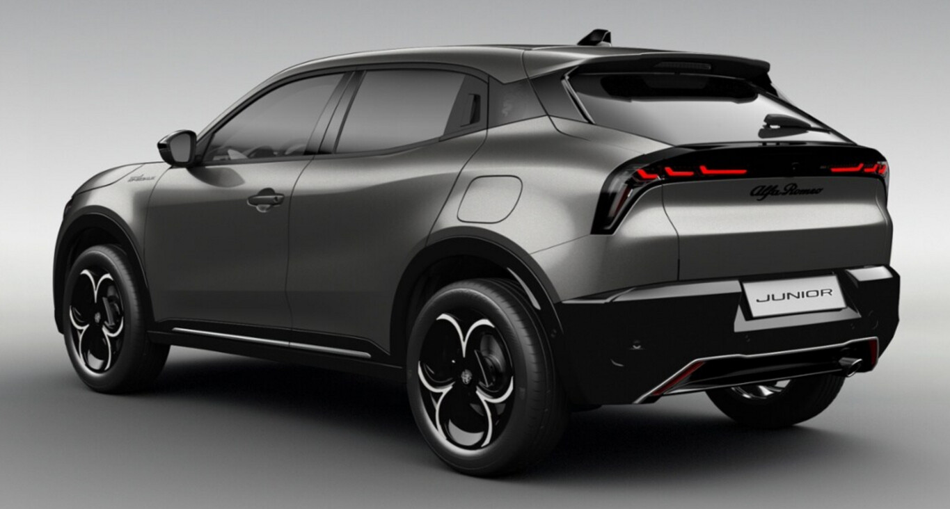 Alfa Romeo Junior Ibrida Q4 Sport Speciale TechP 18