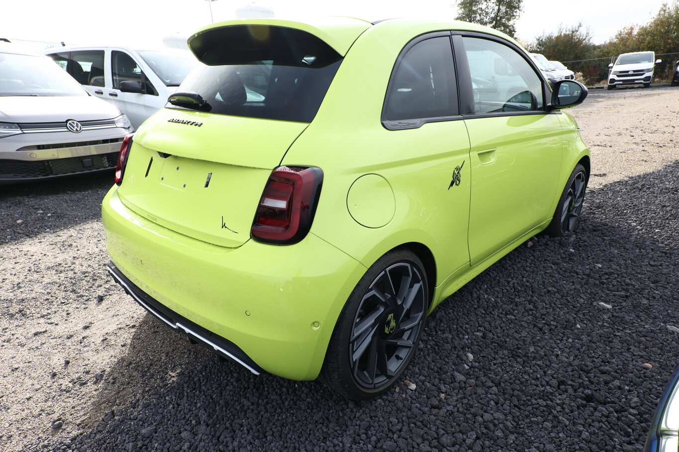 Abarth 500e 42 kWh Turismo LED Pano Nav JBL SHZ Kam PDC 178223534 2