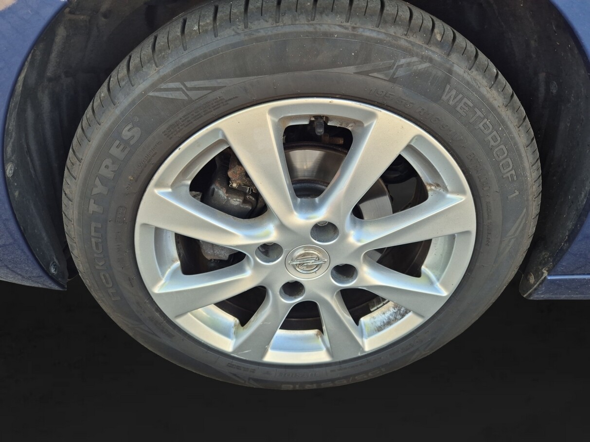 Opel Corsa F 1.2 75 Edition PDC AppCo Klima 16Z BT 178982660 8