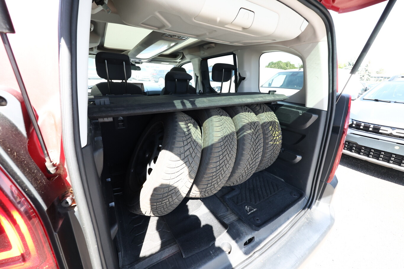 Citro&euml;n Berlingo 1.5 BlueHDi 130 EAT8 Shine M Nav KAM 179522626 10