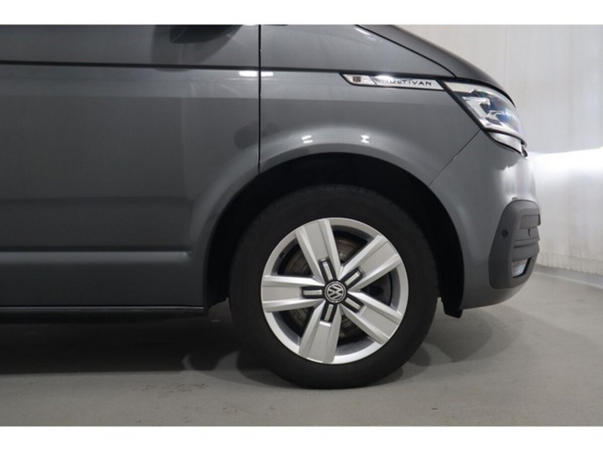 Volkswagen T6.1 Multivan TDI 204 4M FahrassP+ StHz LED+ AHK 180518292 4