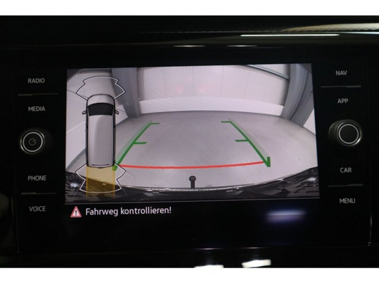 Volkswagen T6.1 Multivan TDI 204 4M FahrassP+ StHz LED+ AHK 180518292 7