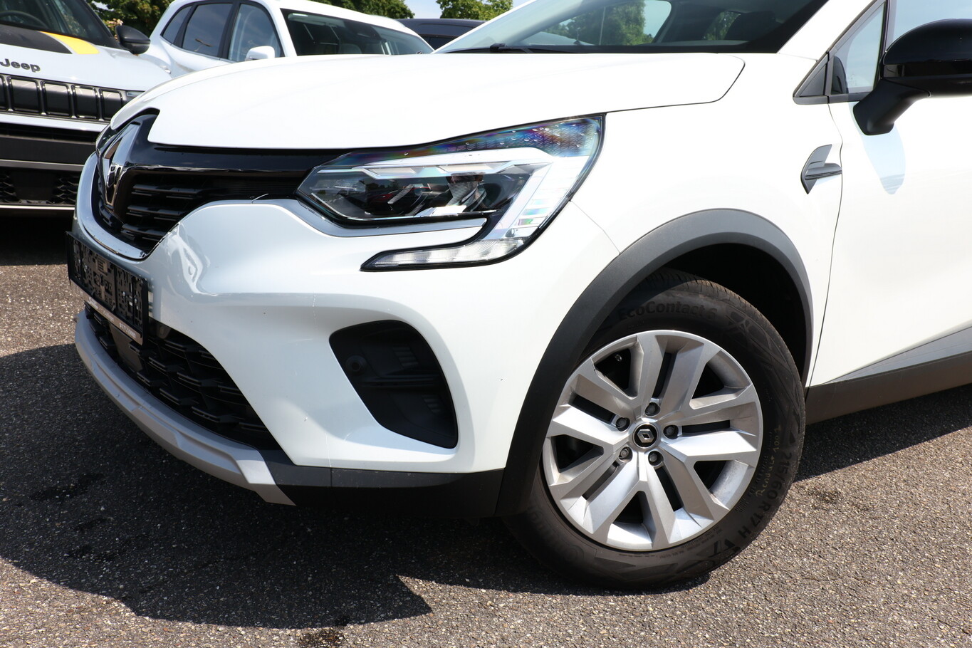 Renault Captur II 1.3 TCe 140 EDC MHEV Evolution LED Nav 180731438 4