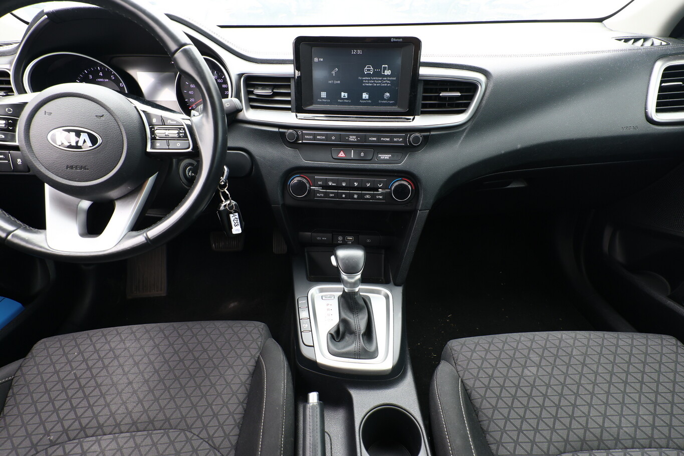 Kia Ceed 1.4 TGDI 140 DCT Vision PDC LaneAs Kam Temp 180744122 7