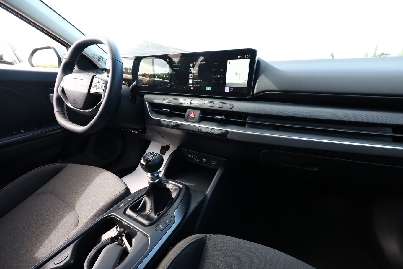 Kia K4 MT SHZ ACC Nav LED Kam Keyl 2xPDC LM16 CarPl 181122058 8