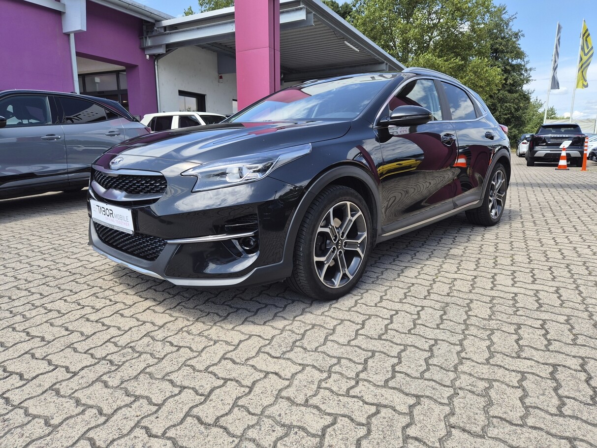 Kia XCeed 1.5 T-GDI 160 DCT LED Nav Kam SHZ PDC 18Z 181407732 1