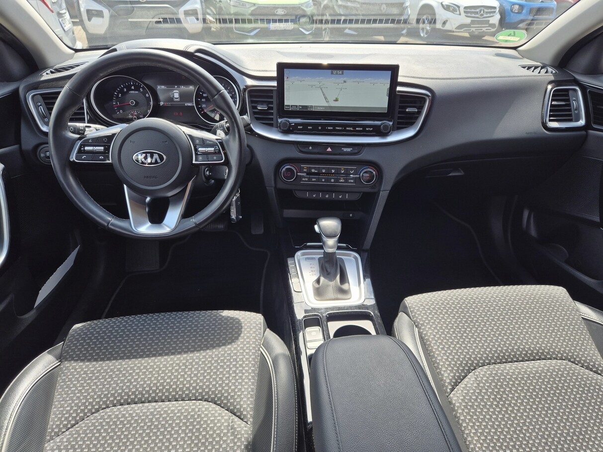 Kia XCeed 1.5 T-GDI 160 DCT LED Nav Kam SHZ PDC 18Z 181407732 5