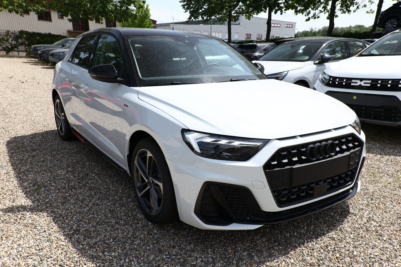 Audi A1 SB S line LED+ SportS CarPlay Kam 17Z Keyless 181667689 1