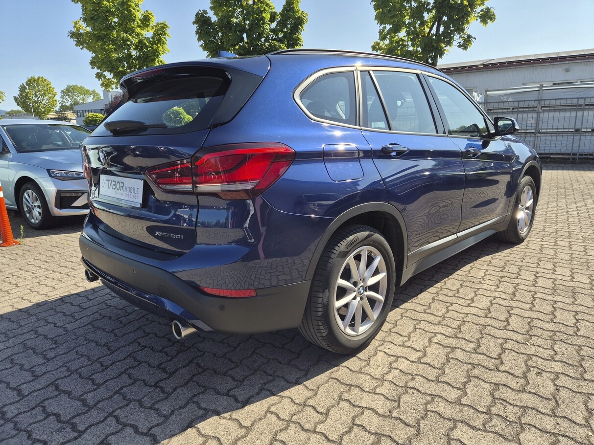 BMW X1 xDrive20i Steptronic Advantage LED Nav AHK  181879210 3