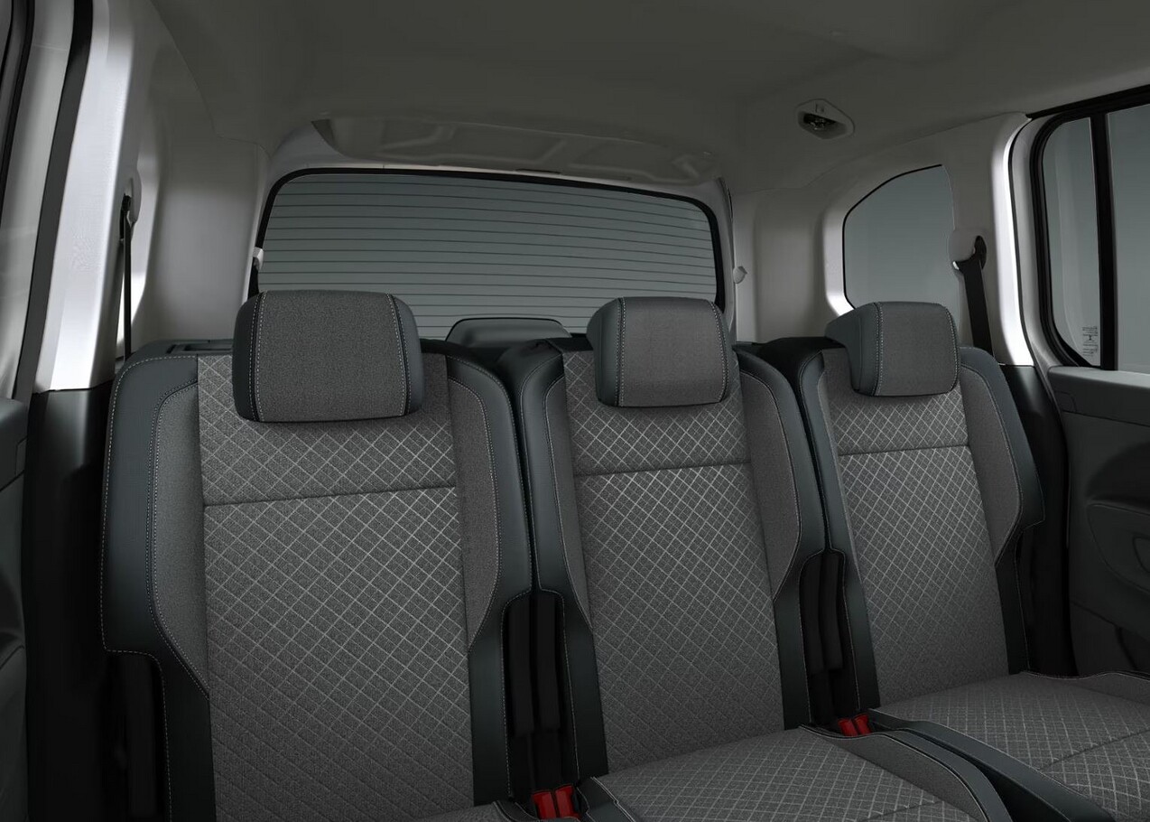Opel Combo AT8 GS Connect+P Nav 2xPDC Keyl Klimaaut 181886653 8