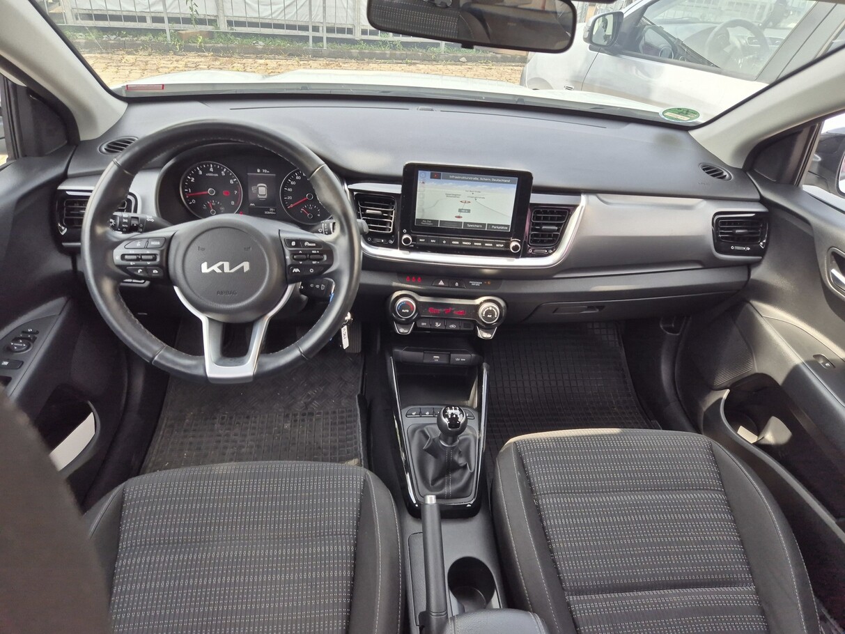 Kia Stonic 1.2 84 Vision Nav CarPlay PDC SHZ LM16Z 183677308 5