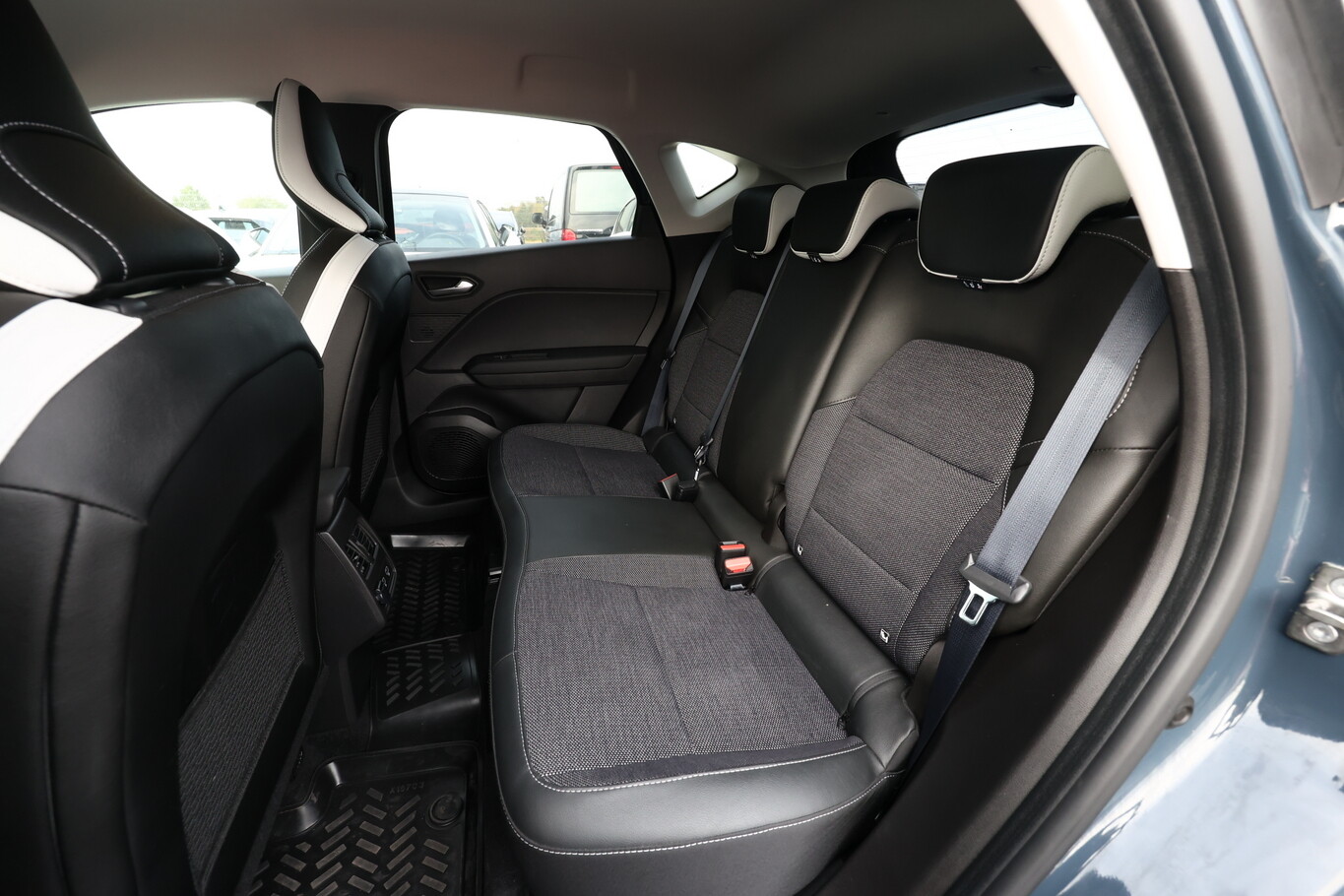 Renault Captur II 1.0 TCe 90 Equilibre Nav ACC Kam360&deg; 184665788 9